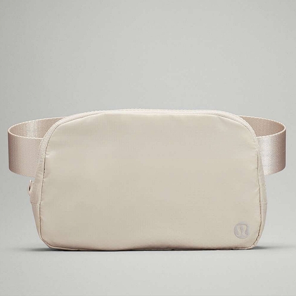 Lululemon 1L Belt Bag